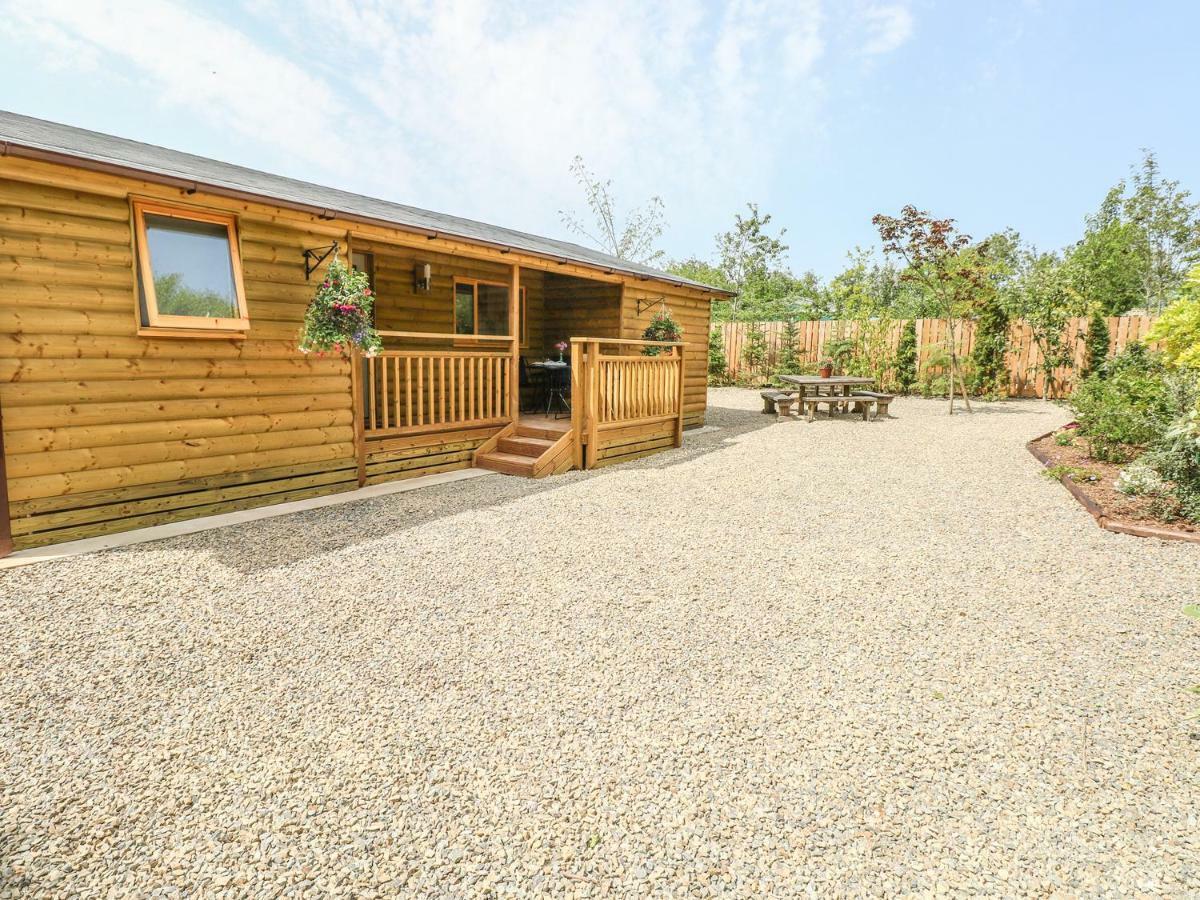 Willow Lodge Tenby Bagian luar foto